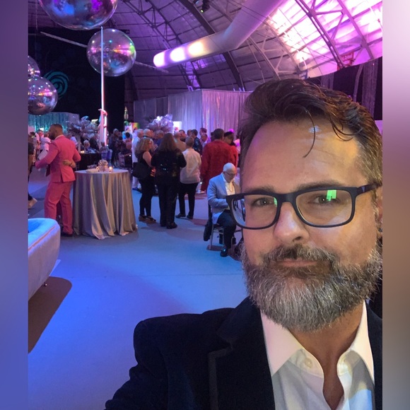 Meet your Posher, Joseph - Picture 3 of 6